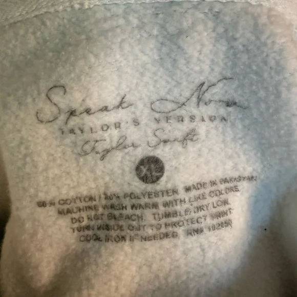 Taylor Swift White Speak Now TV Fighting Dragons with You Hoodie SZ XL - Picture 3 of 4